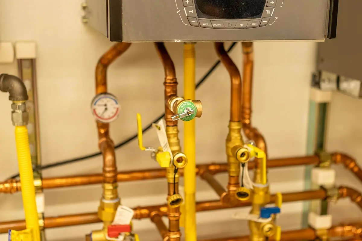 Licensed technician providing Slab Leak Repair for a homeowner in Zillah